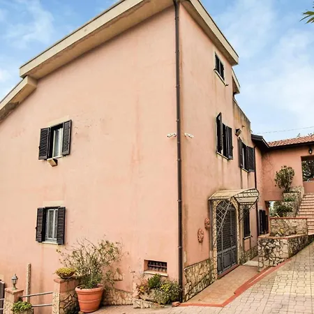 Casa vacanze 3 Bedroom Beautiful In Bonifati